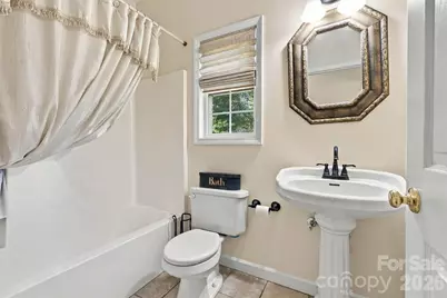 4858 Elmhurst Drive NE, Hickory, NC 28601 - Photo 27