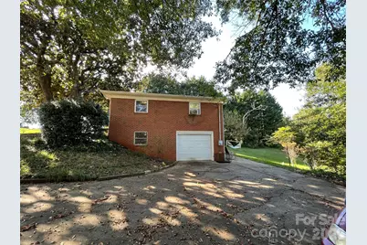 110 Poteat Drive, Morganton, NC 28655 - Photo 3