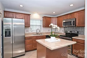 1344 Edgewater Dr, Charlotte, NC 28210 - Photo 7