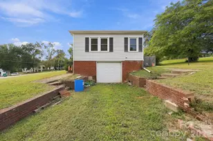 2204 W Main St, Albemarle, NC 28001 - Photo 5