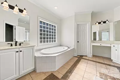 5539 Sunstar Court, Charlotte, NC 28226 - Photo 21