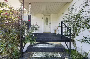 519 E 2nd Ave, Newton, NC 28658 - Photo 5