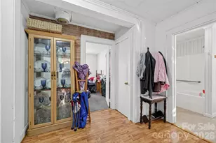 519 E 2nd Ave, Newton, NC 28658 - Photo 11
