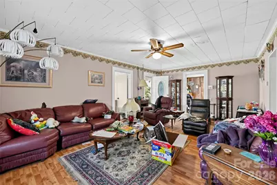 519 E 2nd Avenue, Newton, NC 28658 - Photo 15