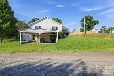519 E 2nd Avenue, Newton, NC 28658 - Photo 3