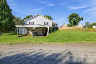 519 E 2nd Ave, Newton, NC 28658 - Photo 3