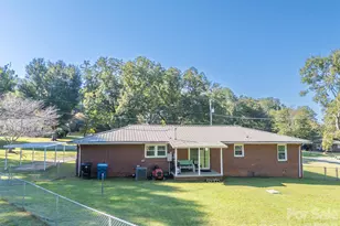 170 Franklin Dr, Forest City, NC 28043 - Photo 29