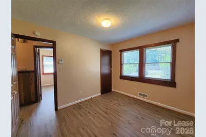 1621 Eastway Drive, Charlotte, NC 28205 - Photo 9