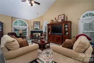 645 Deerfield Dr, Mount Holly, NC 28120 - Photo 11