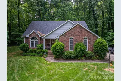 645 Deerfield Drive, Mount Holly, NC 28120 - Photo 1