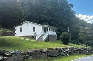 328 Bloody Fork Rd, Burnsville, NC 28714 - Photo 15