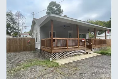 109 Walnut Avenue, Belmont, NC 28012 - Photo 1