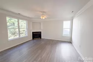 4735 Nijinsky Ct, Charlotte, NC 28216 - Photo 3