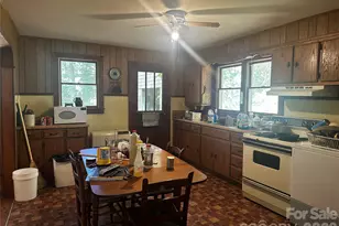 43 Kellogg Farm Rd, Green Mountain, NC 28740 - Photo 21