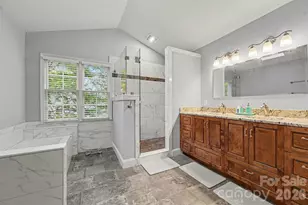 5523 Tullamore Ln, Charlotte, NC 28269 - Photo 19