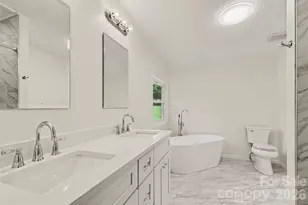 3560 New Potato Dr, Kannapolis, NC 28083 - Photo 3