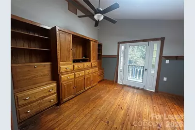 701 Deacon Road, Burnsville, NC 28714 - Photo 9