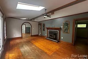 701 Deacon Rd, Burnsville, NC 28714 - Photo 5
