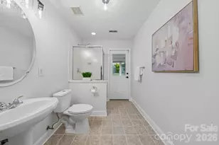 5329 Kuykendall Rd, Charlotte, NC 28270 - Photo 37