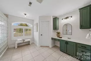 5329 Kuykendall Rd, Charlotte, NC 28270 - Photo 27
