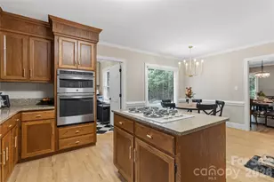 9414 Tillot Dr, Matthews, NC 28105 - Photo 9