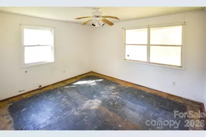 2715 Southwest Boulevard, Charlotte, NC 28216 - Photo 9