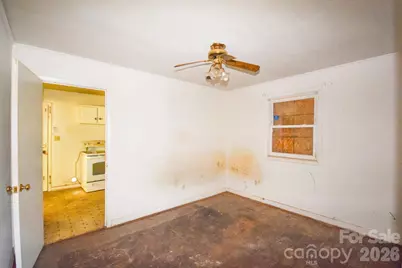 2715 Southwest Boulevard, Charlotte, NC 28216 - Photo 5