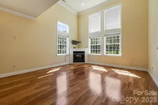 28 Trafalgar Cir, Asheville, NC 28805 - Photo 13