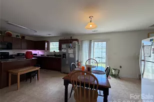 5608 Graypark Dr, Charlotte, NC 28269 - Photo 7