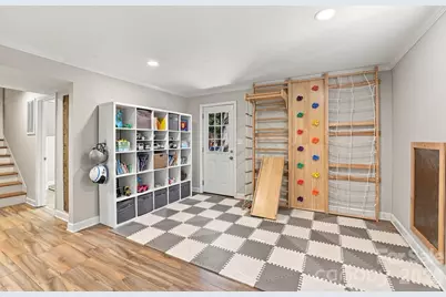 4001 Sussex Avenue, Charlotte, NC 28210 - Photo 11