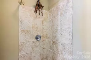 96 Rhinehart St, Waynesville, NC 28786 - Photo 19