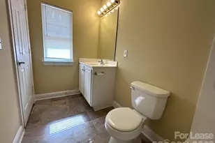 6724 Mallard Park Dr, Charlotte, NC 28262 - Photo 29