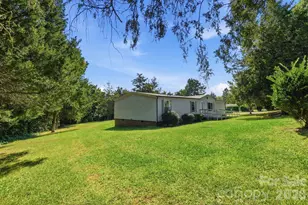 6017 Frazier Dr, Davidson, NC 28036 - Photo 5