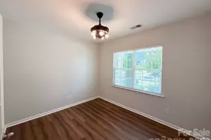 15128 Evergreen House Dr, Charlotte, NC 28273 - Photo 9