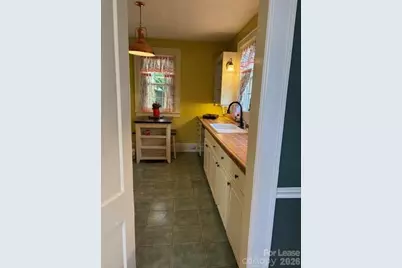613 S York Street, Gastonia, NC 28052 - Photo 9