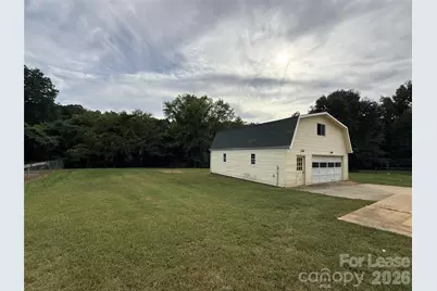 1413 Grovewood Drive, Charlotte, NC 28208 - Photo 15