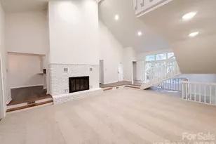 1801 Dogwood Ct, Fort Mill, SC 29715 - Photo 3