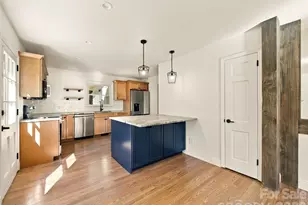 6 Crestwood Ln, Candler, NC 28715 - Photo 7