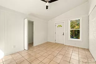 6 Crestwood Ln, Candler, NC 28715 - Photo 37
