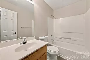 7812 Montbrook Dr, Charlotte, NC 28214 - Photo 21