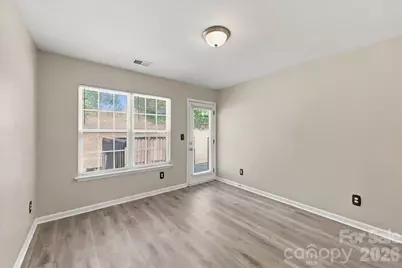 7812 Montbrook Drive, Charlotte, NC 28214 - Photo 9