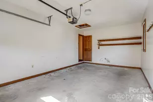 8 Zachary Ridge Rd, Asheville, NC 28804 - Photo 23