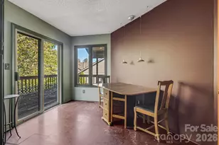 8 Zachary Ridge Rd, Asheville, NC 28804 - Photo 17