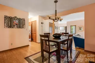 8 Zachary Ridge Rd, Asheville, NC 28804 - Photo 13