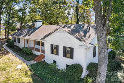 356 7th Avenue NE, Hickory, NC 28601 - Photo 3