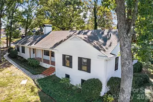 356 7th Ave NE, Hickory, NC 28601 - Photo 3