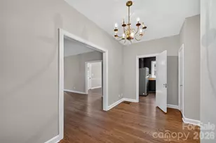 356 7th Ave NE, Hickory, NC 28601 - Photo 7