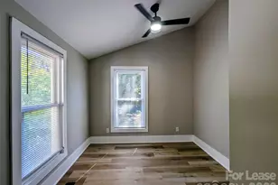 635 S Grove St, Lincolnton, NC 28092 - Photo 9