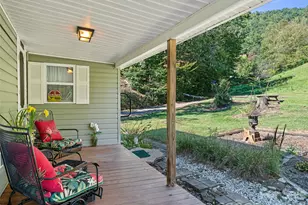 163 Cub Howell Rd, Bakersville, NC 28705 - Photo 19
