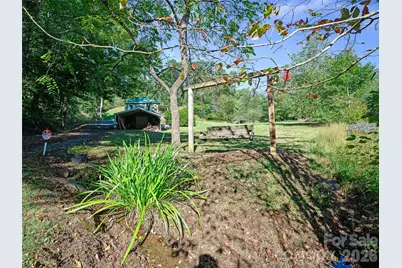 163 Cub Howell Road, Bakersville, NC 28705 - Photo 23